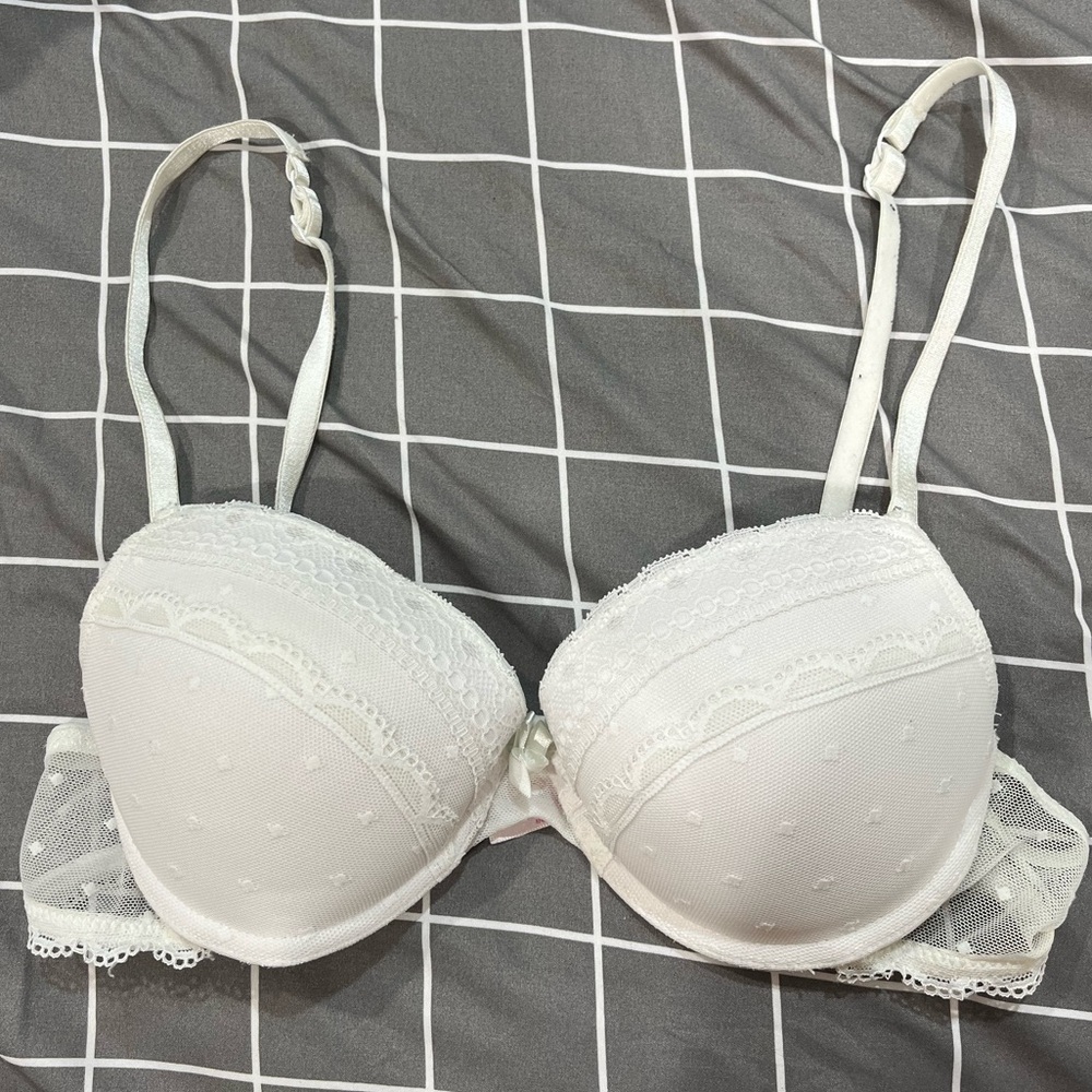 Candie’s Push Up Bra
